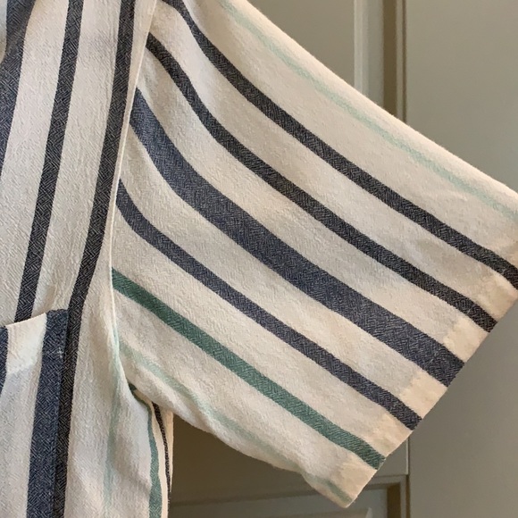 abercrombie top - Picture 3 of 5